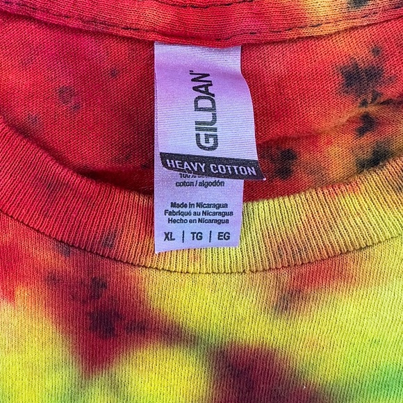 Tie Dye Tee Shirt
XL Crew Neck
Gildan 100% Heavy Cotton - Picture 2 of 5